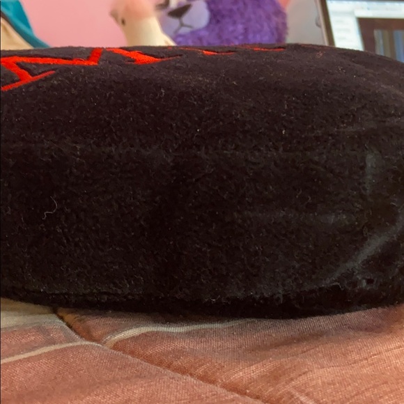 Be mine valentines pillow - Picture 2 of 2